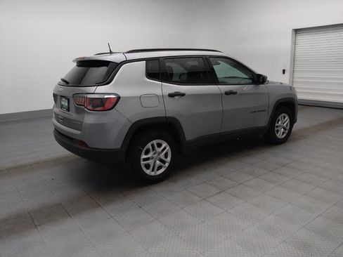Used 2018 Jeep Compass Sport FWD image 10