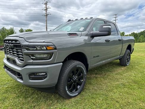 New 2026 RAM 2500 Big Horn AWD/4WD image 3