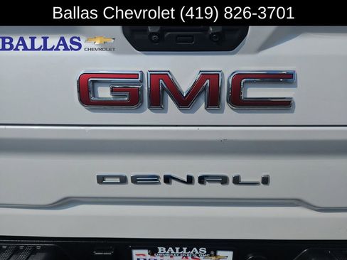 Certified 2021 GMC Sierra 3500 Denali w/ Denali Ultimate Package AWD/4WD image 32