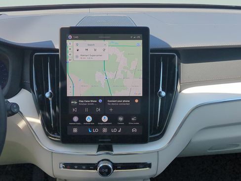 New 2026 Volvo XC60 B5 Ultra w/ Protection Package Premier image 13