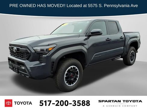 Used 2024 Toyota Tacoma TRD Off-Road image 1