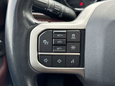 Used 2022 Ford Expedition Limited image 25