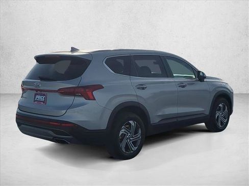Used 2023 Hyundai Santa Fe SE FWD image 5