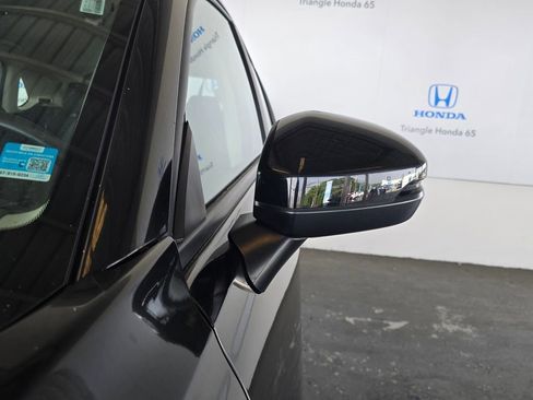 Used 2024 Honda HR-V LX image 14