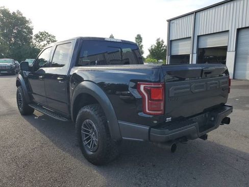 Used 2019 Ford F150 Raptor w/ Equipment Group 802A Luxury AWD/4WD image 3