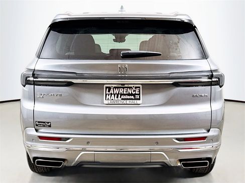 New 2026 Buick Enclave Avenir w/ Super Cruise Package image 4
