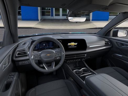 New 2026 Chevrolet Traverse LT w/ Driver Confidence Package image 15