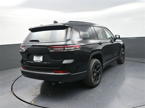 New 2025 Jeep Grand Cherokee L Altitude image 7