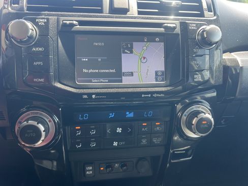 Used 2019 Toyota 4Runner Limited AWD/4WD image 35