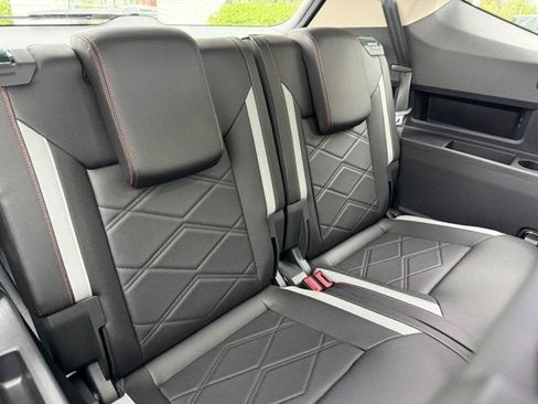 New 2026 Volkswagen Atlas Peak Edition AWD/4WD image 6