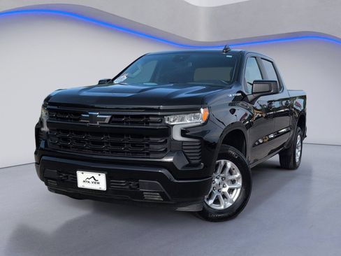 Used 2026 Chevrolet Silverado 1500 RST RWD image 2