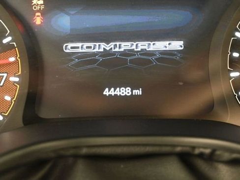 Used 2023 Jeep Compass Limited AWD/4WD image 30