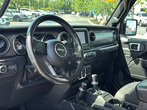 Used 2022 Jeep Wrangler Unlimited Sport AWD/4WD image 22
