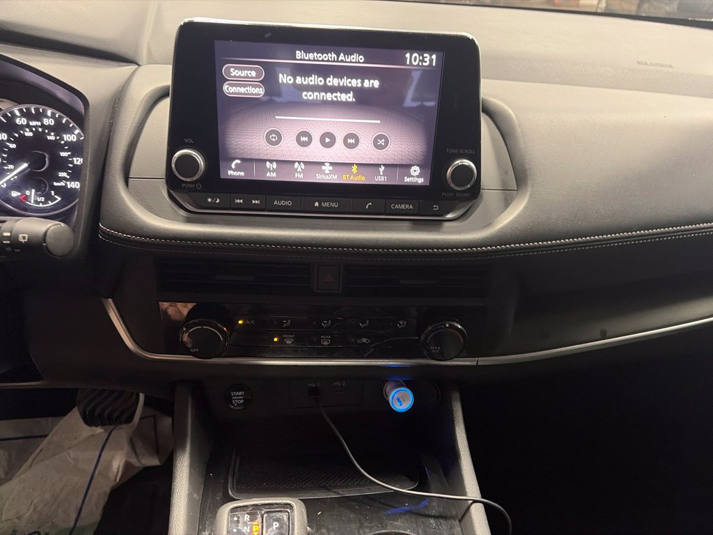 Used 2024 Nissan Rogue S AWD/4WD image 4