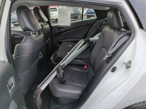 Certified 2022 Toyota Prius Prime XLE FWD image 25