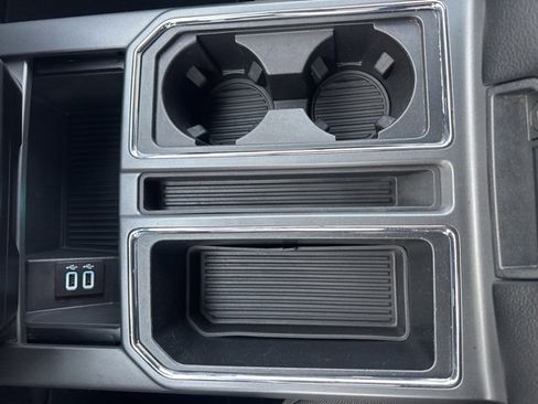 Used 2018 Ford F150 XLT w/ Equipment Group 302A Luxury image 41