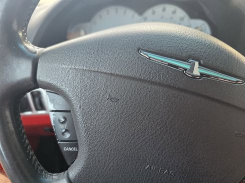 Used 2002 Ford Thunderbird image 21