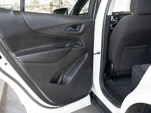 Used 2019 Chevrolet Equinox LT AWD/4WD image 37