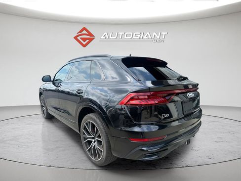 Used 2019 Audi Q8 Prestige w/ Adaptive Chassis Package AWD/4WD image 3