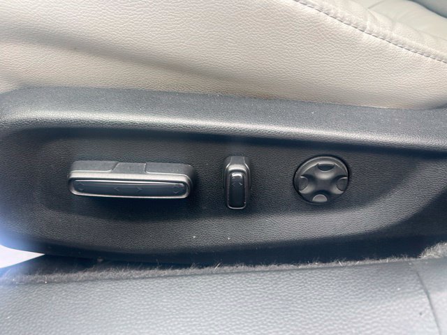 Used 2018 Honda Accord EX-L image 16