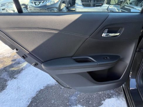 Used 2014 Honda Accord EX-L image 27