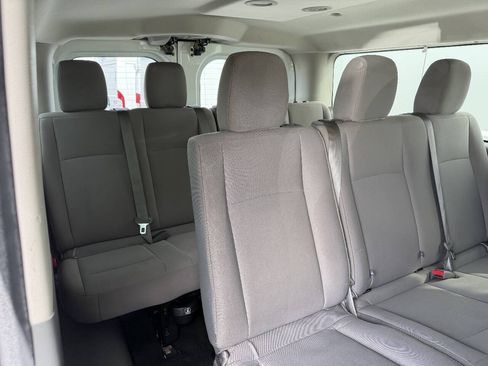 Used 2018 Nissan NV 3500 S RWD image 13