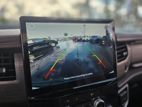 Used 2024 Ford Expedition Max Limited image 28