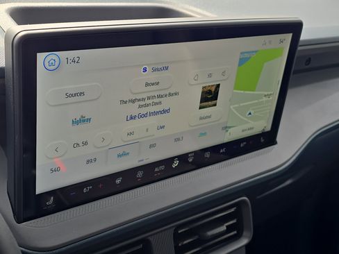 New 2026 Ford Maverick Lariat w/ Black Appearance Package image 21