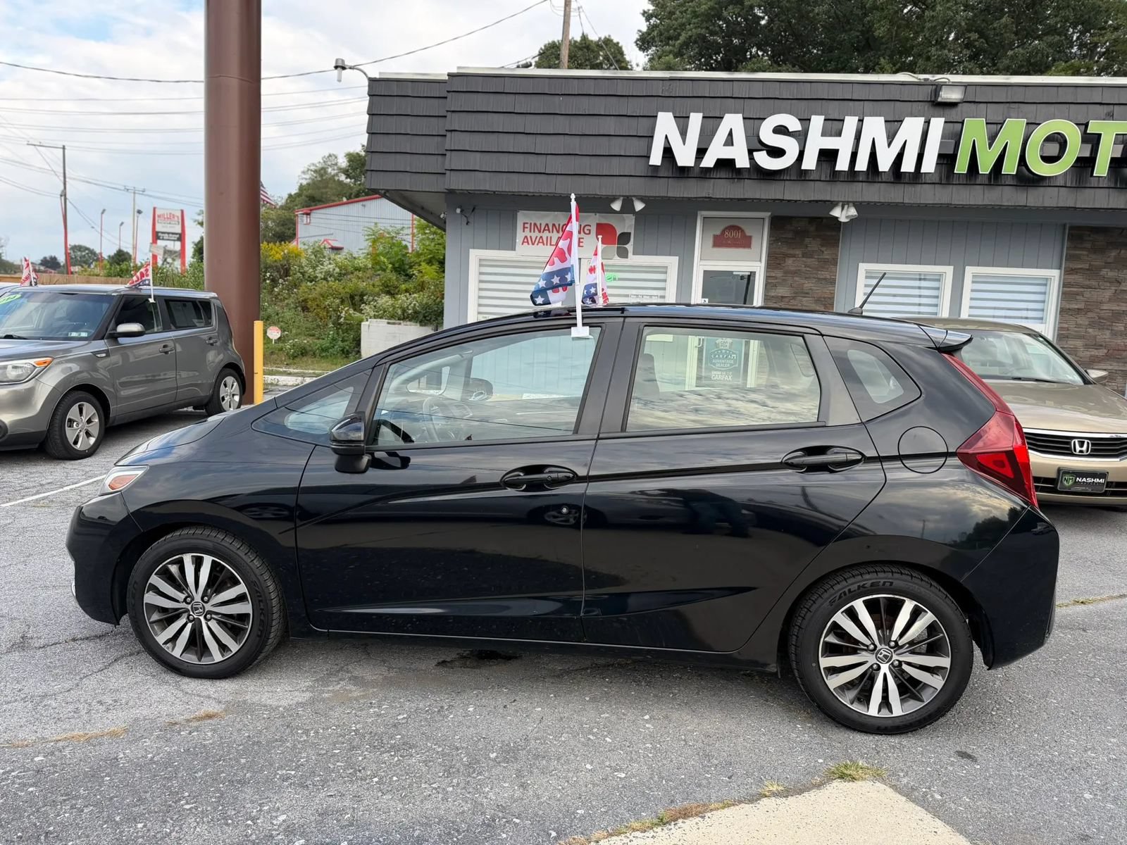 Used 2016 Honda Fit EX image 2