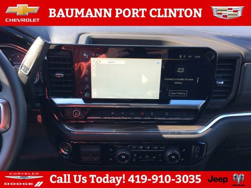 Used 2025 Chevrolet Silverado 1500 LT w/ Z71 Off-Road Package AWD/4WD image 21