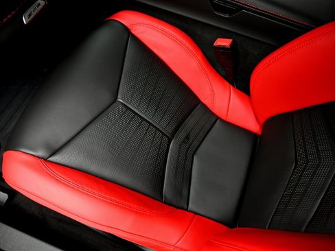 Used 2025 Chevrolet Corvette Z06 image 11