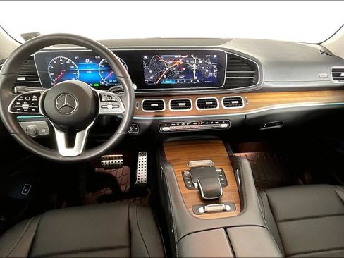 Certified 2023 Mercedes-Benz GLS 450 4MATIC image 13