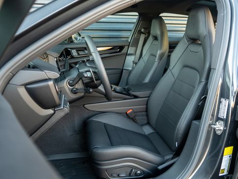 New 2026 Porsche Panamera 4 AWD/4WD image 5