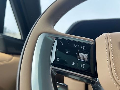 New 2026 Land Rover Range Rover SE image 11