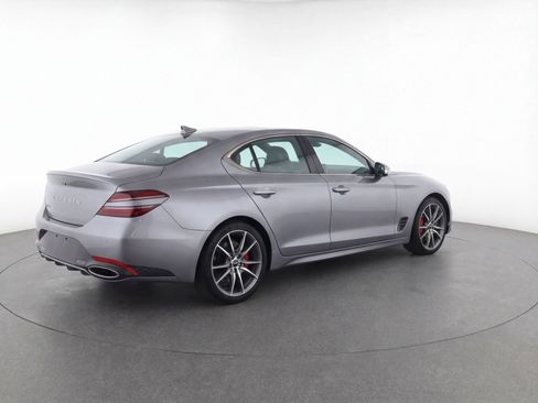 Used 2025 Genesis G70 2.5T AWD/4WD image 9