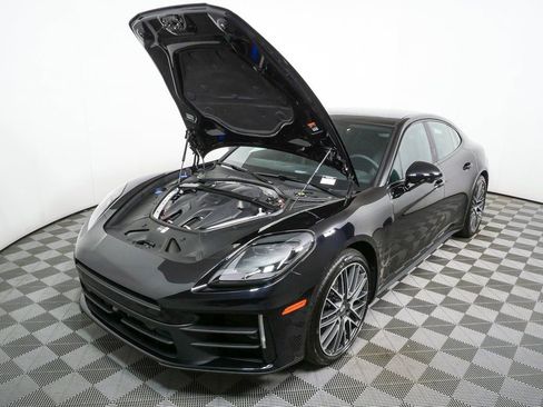New 2026 Porsche Panamera 4 image 32