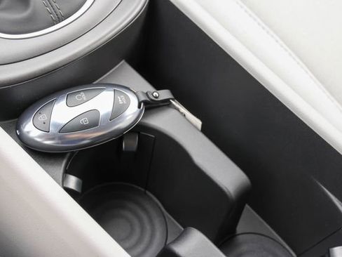New 2026 Hyundai Kona SE FWD image 15