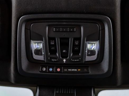 Used 2025 GMC Sierra 1500 Denali Ultimate image 29