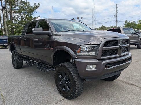 Used 2017 RAM 2500 Laramie w/ Sport Appearance Group AWD/4WD image 2