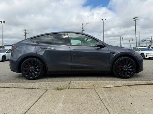 Used 2023 Tesla Model Y Performance AWD/4WD image 22