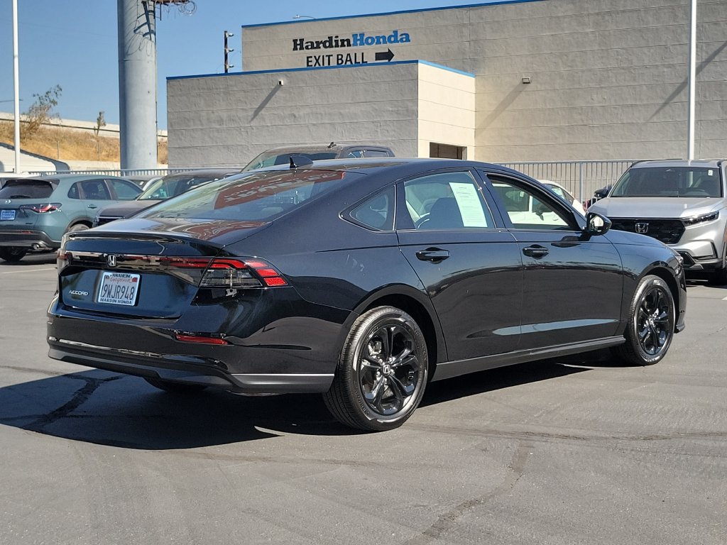 Certified 2025 Honda Accord SE image 5