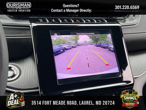 Used 2025 Jeep Grand Cherokee Altitude AWD/4WD image 12