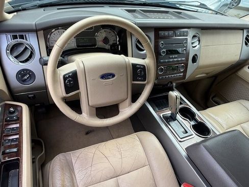 Used 2014 Ford Expedition XLT w/ Equipment Group 201A image 26