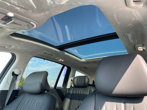 New 2026 Hyundai Ioniq 9 Calligraphy image 23