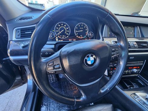 Used 2011 BMW 550i image 35
