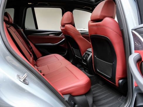 Used 2024 BMW X3 xDrive30i w/ M Sport Package image 39