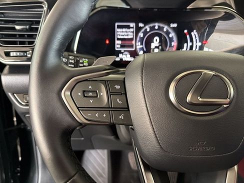 Certified 2025 Lexus NX 250 FWD w/ Accessory Package (2T) image 19