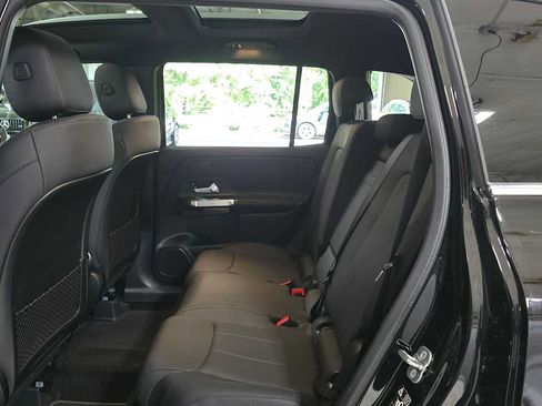 Certified 2026 Mercedes-Benz GLB 250 4MATIC image 17