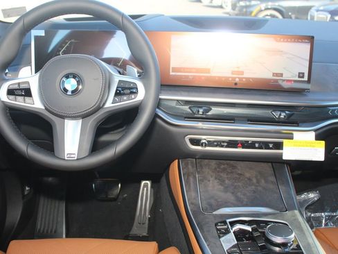 New 2026 BMW X5 xDrive40i w/ M Sport Package image 18