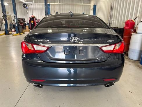 Used 2012 Hyundai Sonata SE w/ Navigation & Sunroof Pkg FWD image 7
